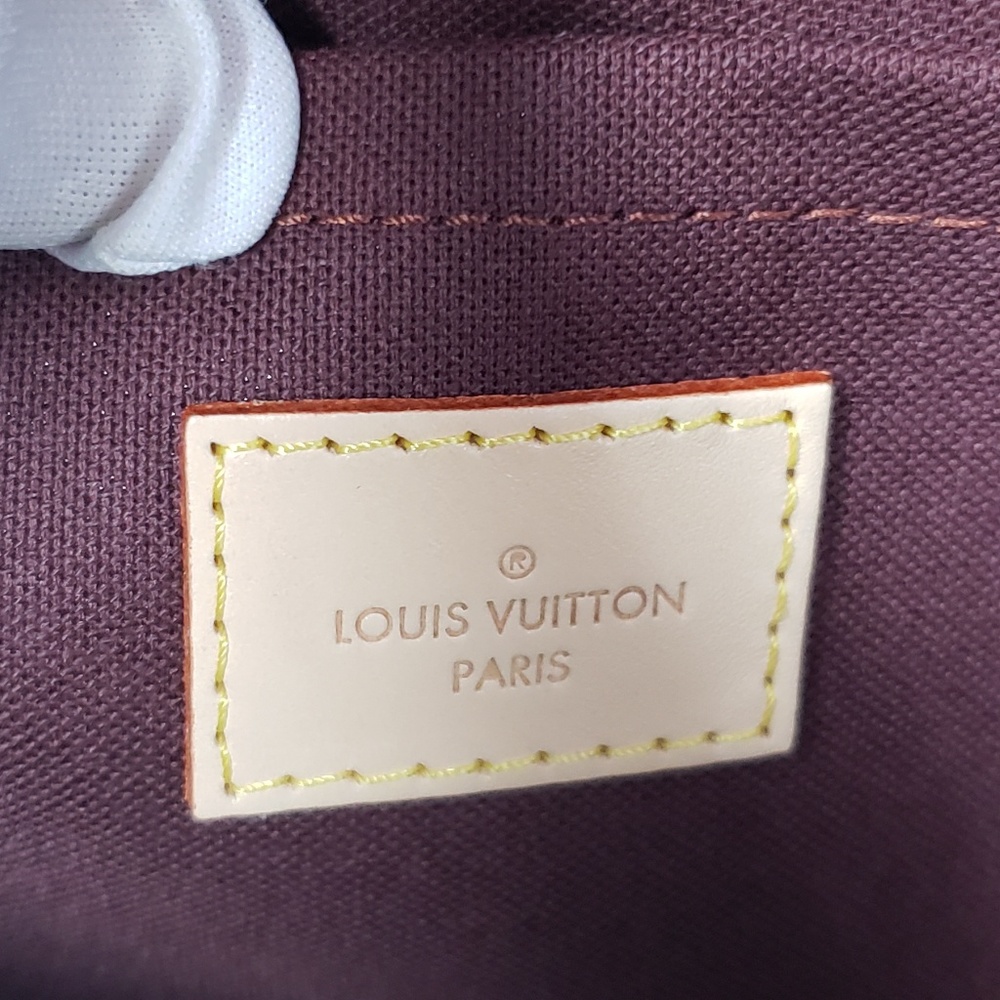 Brand New Louis Vuitton Favorite MM Clutch Bag - Picture 7 of 8